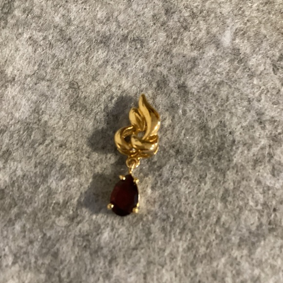 Elegant Gold and Red Teardrop Earrings - Picture 3 of 5